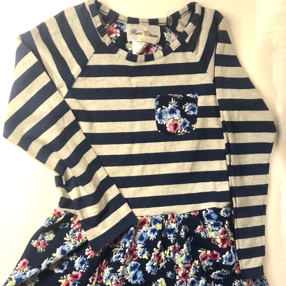 Rare Editions size 5 Girls Blue Designed Dress with Long Sleeves